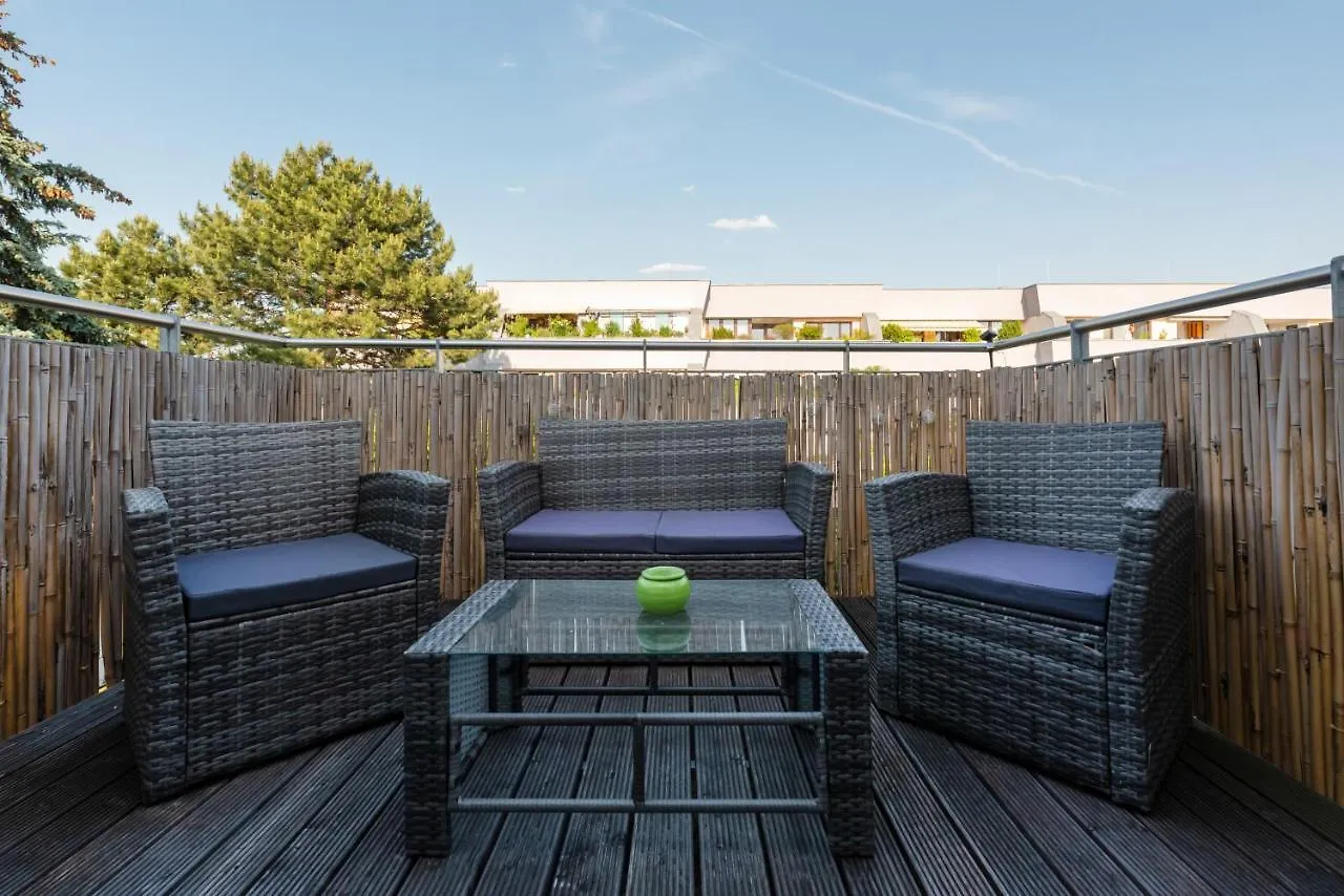 Apartment Gruene Ruhelage, 20 Minuten Ins Zentrum Und Parkgarage Vienna Austria